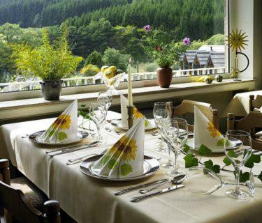 Hotel Haus Kylltal Zendscheid エクステリア 写真